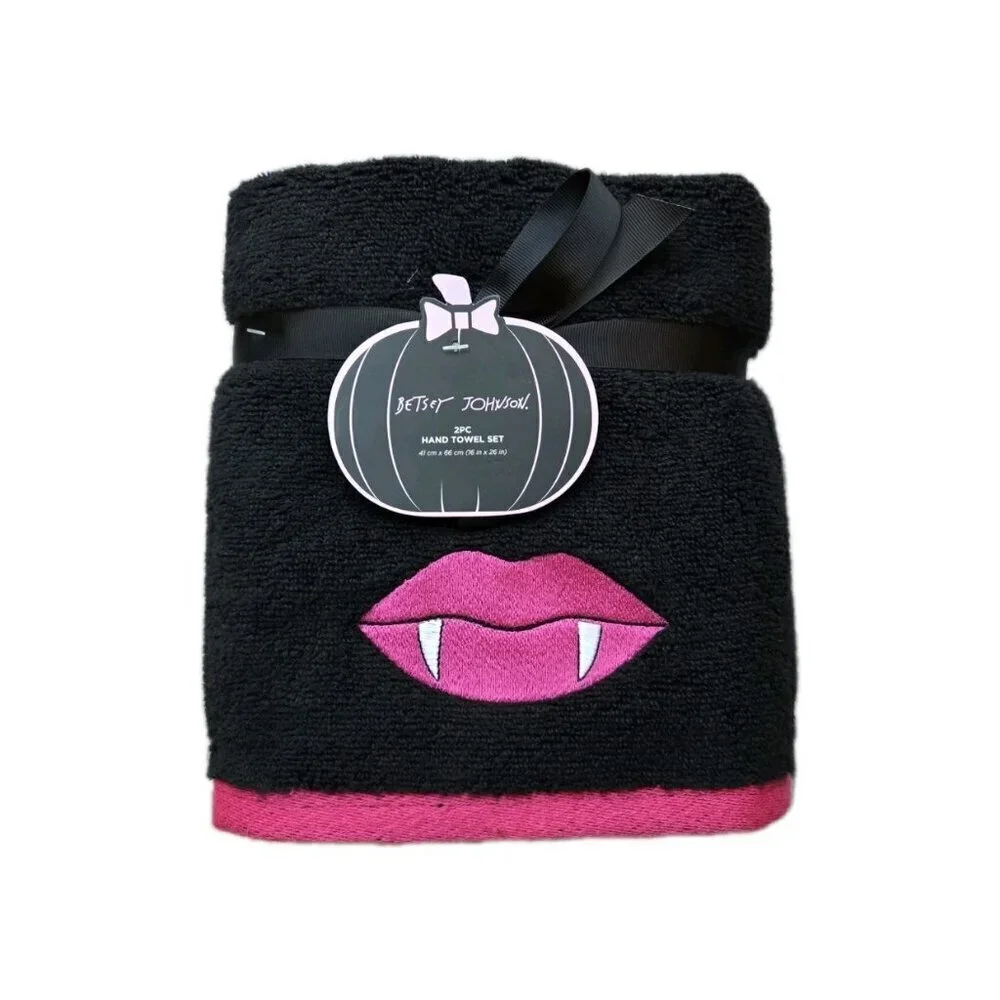 New Betsey Johnson Halloween Vampire Lips Black & Pink Hand Towel Set